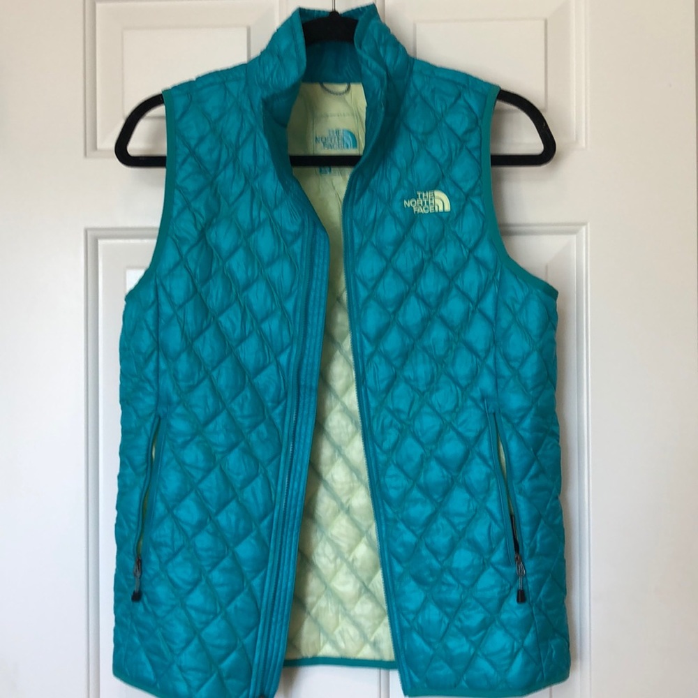NWOT Nike Vest